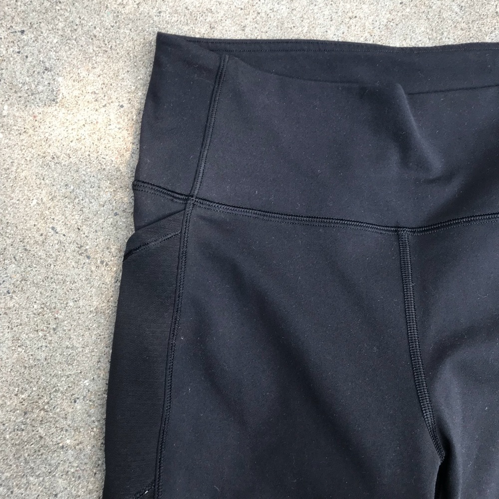 Lululemon full length black leggings with mesh